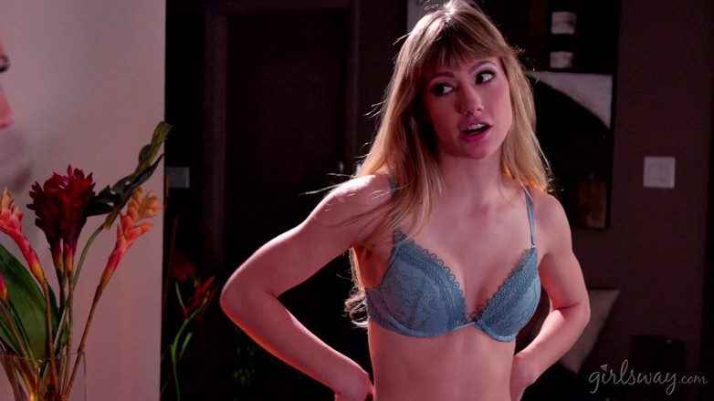 Girlsway: GIRLSWAY - Příběhy nevlastní sestry: Bait &amp; Switch