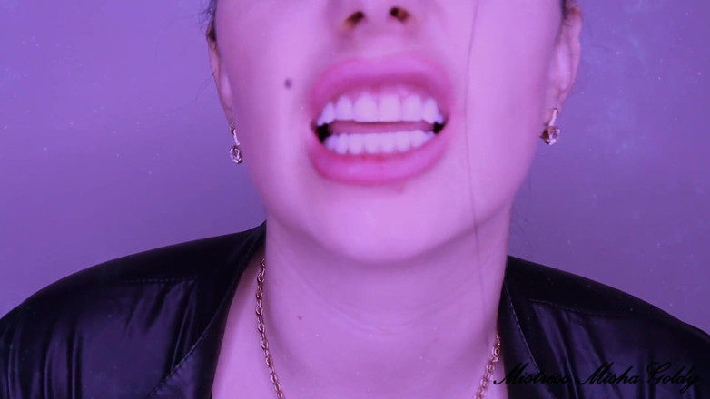 Goddess Misha Goldy: Les lèvres noires brillantes ont le contrôle total de vous !...