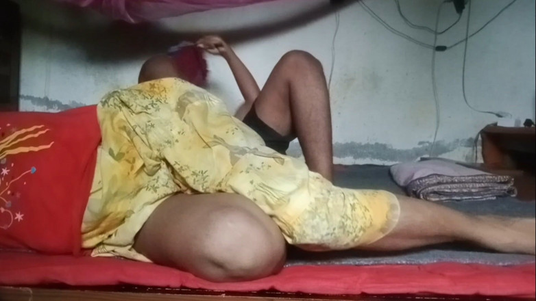 Deshi women: Murid dan guru swasta india pertama kali berhubungan seks