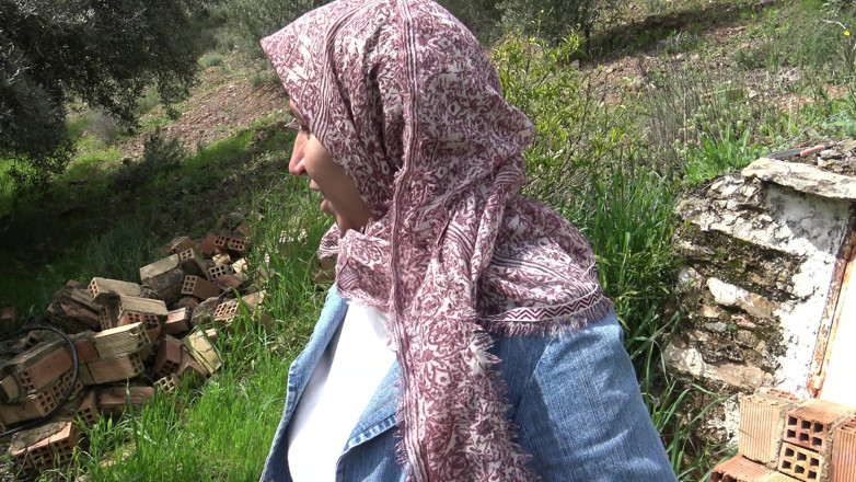 Souzan Halabi: Gerçek üvey anne parkta azgın üvey oğlunu mastürbasyon yapıyor