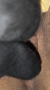Fantasme de MILF indienne avec des gants