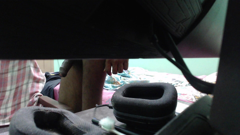 brazelboy1988: Hide Cam on Bed