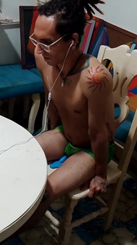 Lắc lư trên dương vật giả: Raba Erre Elle