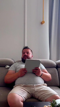 Lexi volta do trabalho para uma grande foda anal