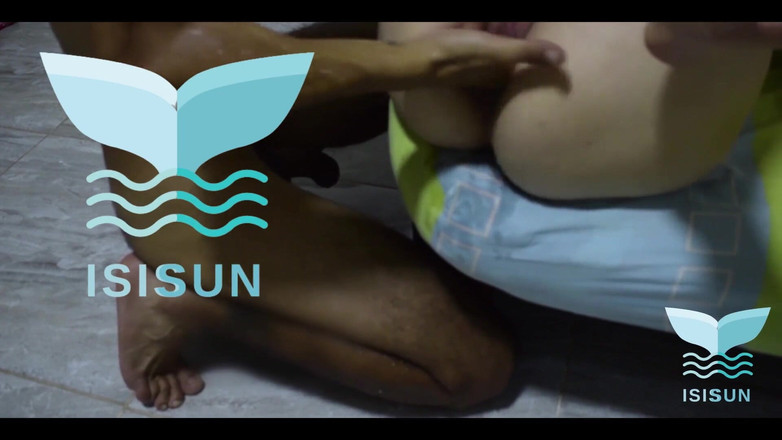 Isis Sun: Neuvěřitelné sténání, jsou virální