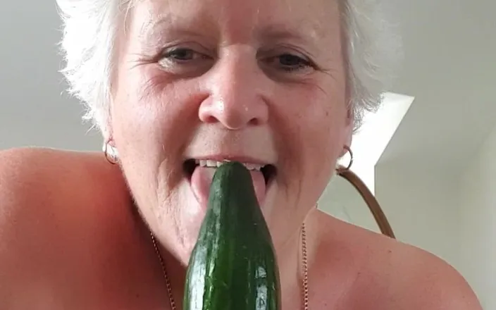 Uk Joolz: Going crazy with a cucumber this afternoon