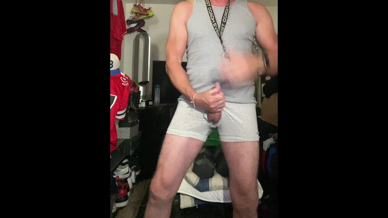 JockDad87: Jockdad87 Is Geil in Grijs Ondergoed