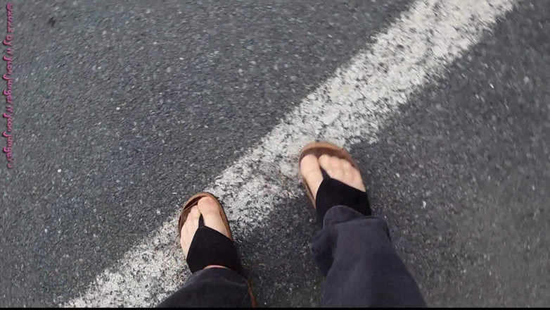 Carmen_Nylonjunge: Pompare cu pedală în papuci • Naillonfeet ***
