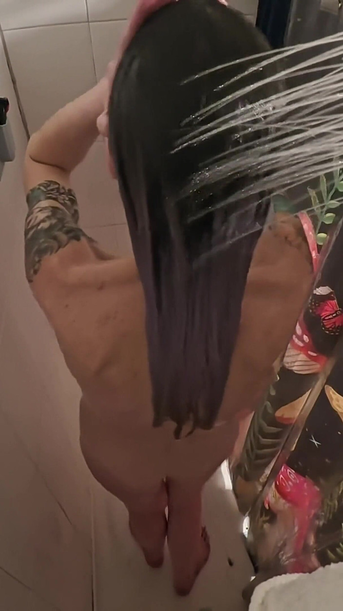 Peppermint Giantess: 6.7 große amazonen-duschroutine pOV Überkopf riesin göttin