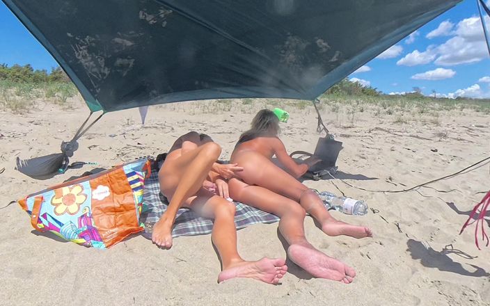 Gigi and David: Sex Show Stripchat, Nudist Beach, Shemale and Guy, Gigi and...