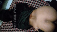 Desi Sex Slave: Hintli genç kadın domaltmalı amcık ve anal sikiş çok sert inliyor