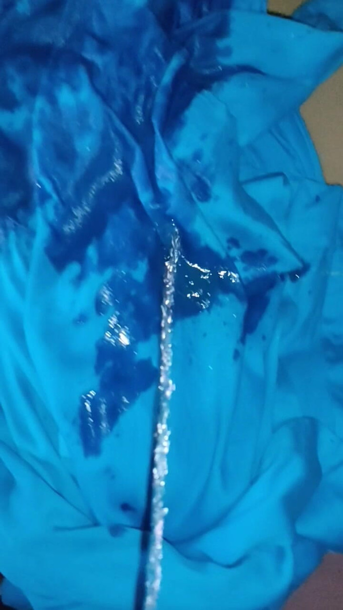 Satin And Silky: Saténové hedvábné pissing porno - Chcaní na sestřičky Salwar v šatně (51)