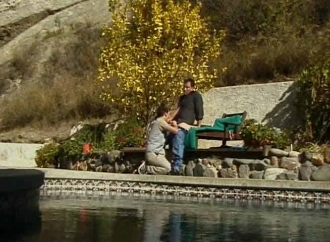 Bareback TV: Cuplu homosexual se fute și suge pula lângă piscină