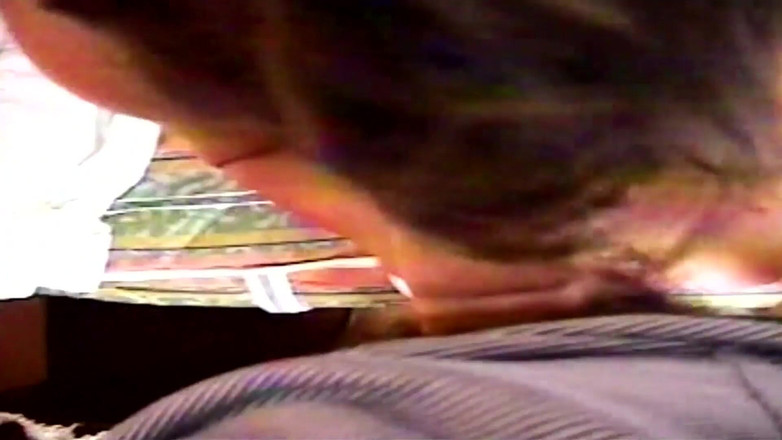 Ardientes69: 我妻子的妹妹喜欢在我们一个人的时候吮吸我的鸡巴