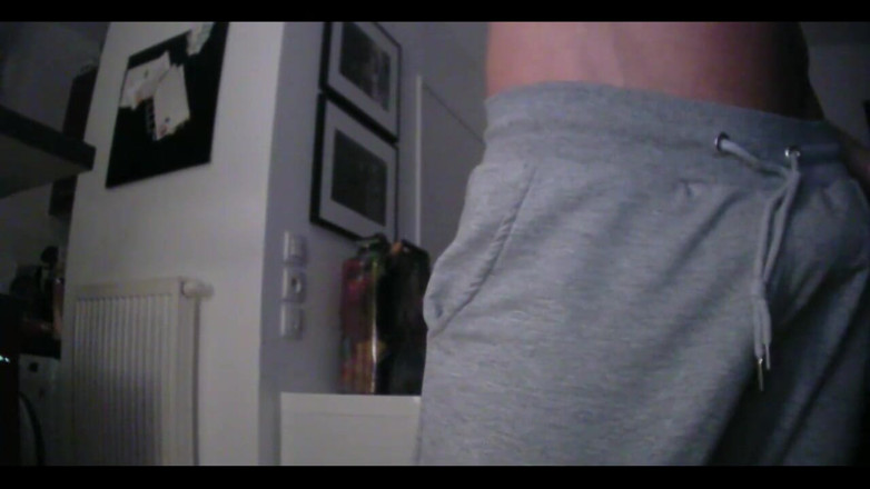 XfroskaX: Jerking off My Big Cock