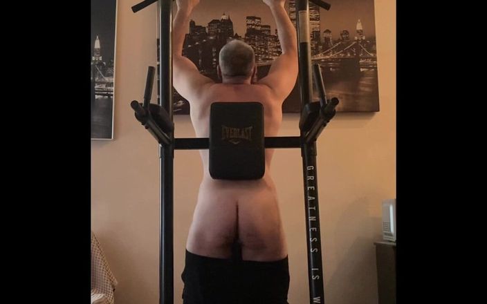 Alex Art: Training Ass