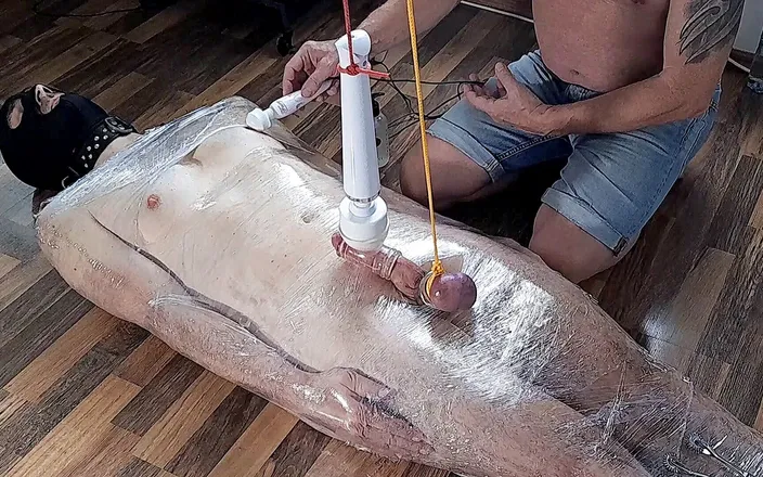 Master Drex: Slave in foil