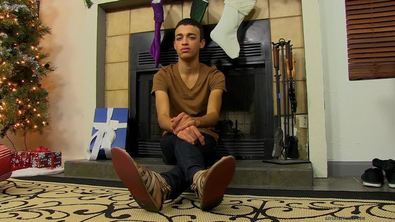 Lollipop Twinks: Sevimli Dustin ile takılıyor