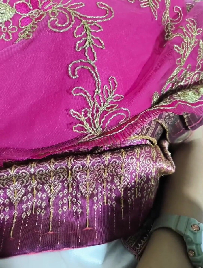 Daralux: Abito tailandese rosa ciliegia