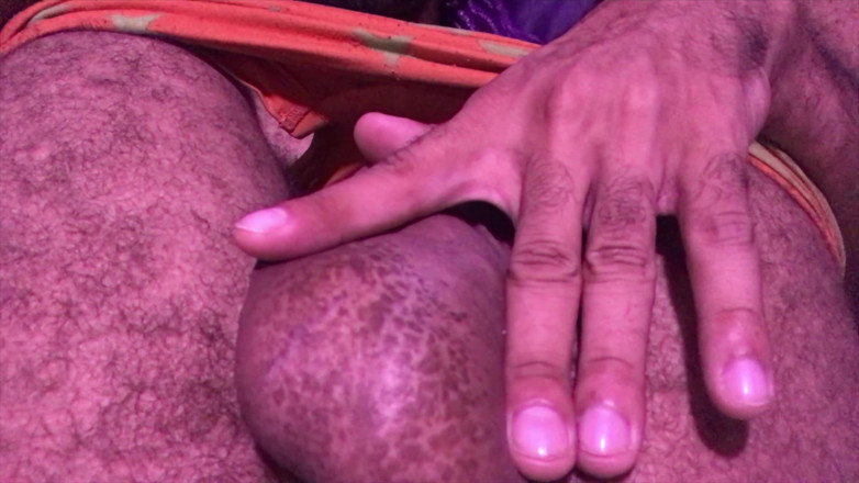 Arthur Eden aka Webcam God: Fetish Telur dan Kencing (4K)