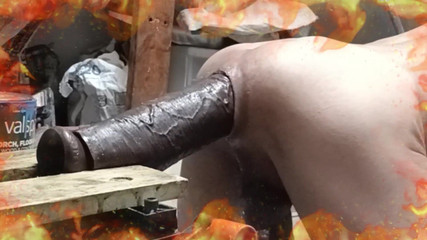 Elgloton: Énorme Polla Negra Destroza Al Gloton