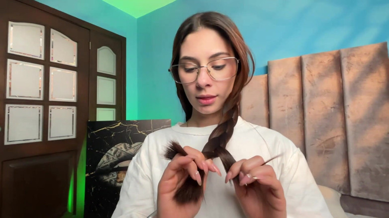 alejakink: Sfw adora meu cabelo trançado