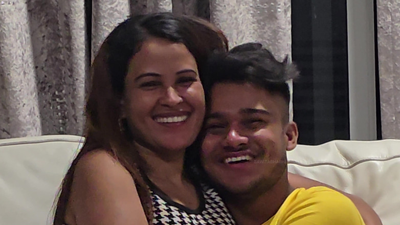 SAWITA BHABHI: Un băiat din spatele scenei de sex indian își scutură pula în...
