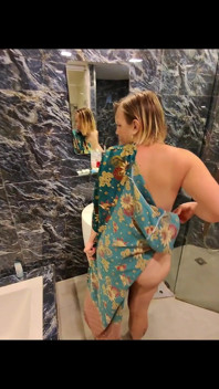 I Fuck My Stepmom Ass in Her Bathroom