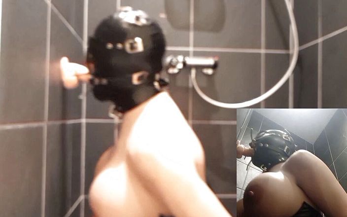 Hooded June: स्पाइडर गैग को लंड चुसाई प्रशिक्षण