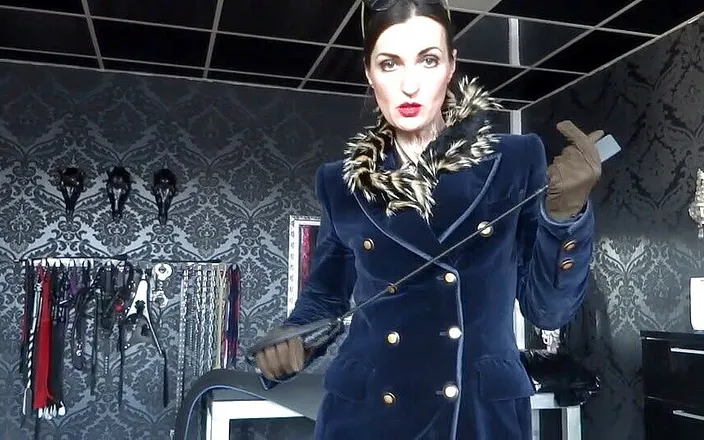 Lady Victoria Valente: Cum on my riding boots boy and whinny for me!