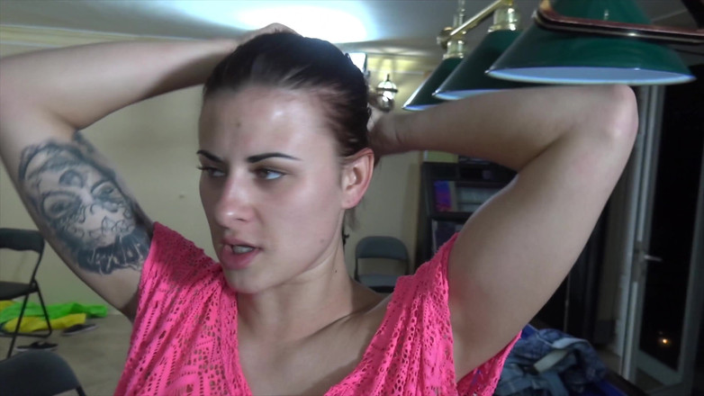 Czech Pornzone: České porno Badass Babes záležitosti z dovolené Sv. 5