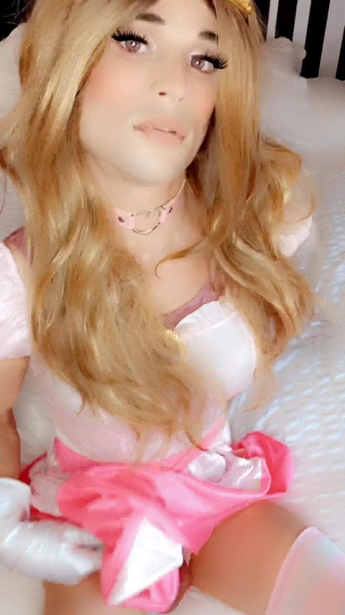 Ericka Sprinkle: 娘娘腔公主被她的大黑屌操