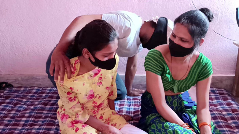 HousewifeGeeta: Am futut împreună atât soția de acasă, cât și soția din afara...