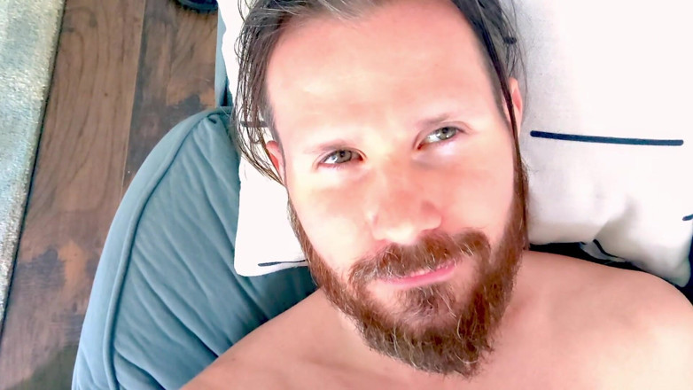 AlbinoAdonis: Video seks dizisinin şortumu çıkarması gerekebilir