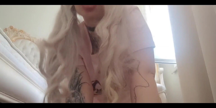 Peachgardens: Pamer kaki di rumah