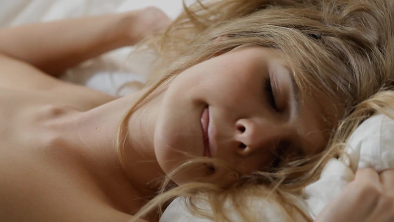 Adult Deluxe: Teen bringt sich selbst in einem solo zum kommen