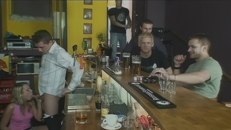 Fuck Cumshot Party: Kompilasi grup seks jadul amatir sama cewek-cewek sange