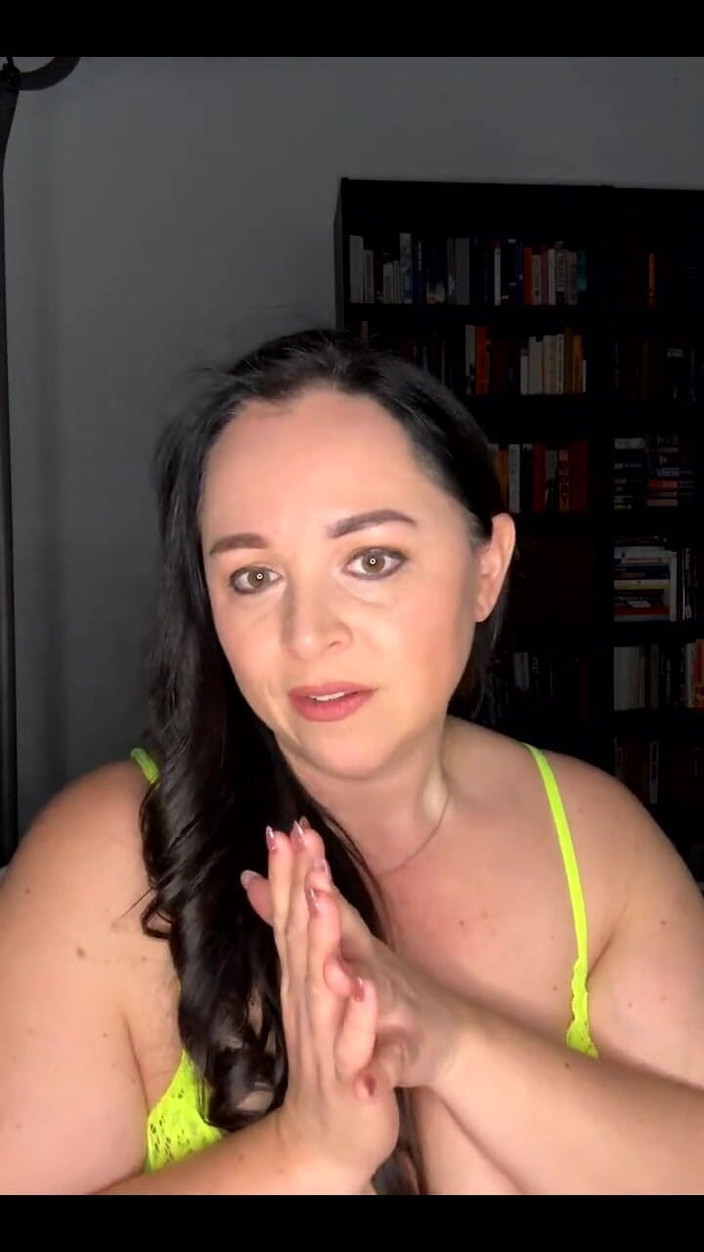 Amanda Thickk:  아만다 두꺼운 스트림