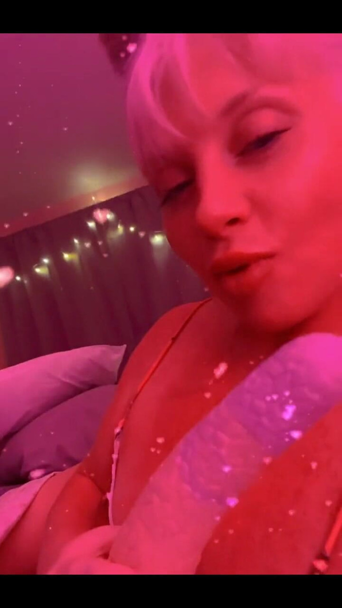 PaintedRose: Siapa yang di atas?