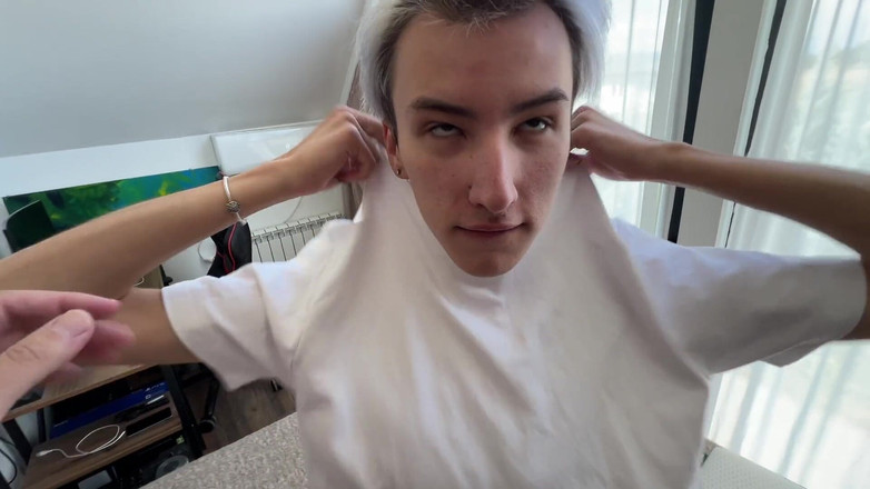 Sandro Jenner: Stiefvater Ging in Das Zimmer Seines Stiefsohnes Und Fickte Ihn...