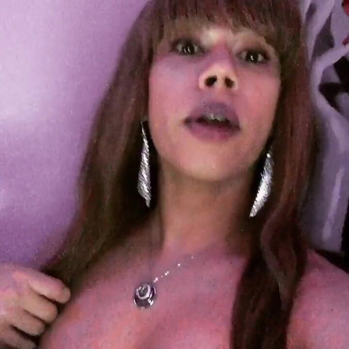Tgirl Yaritza Vega: Apelul fostei mele iubite