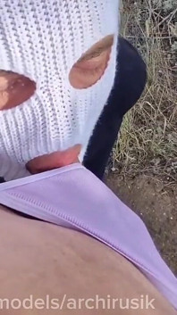 Passers-by Terkejut, Seorang Lelaki Femboy Di Lebuhraya Menghisap Dan Dikongkek Dalam Pantat Sehingga Dia Pancut. Video Trance eksklusif