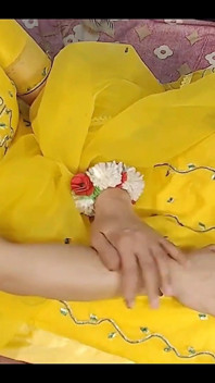 Mehndi Night, belle branlette par un devar à grosse bite par une bhabhi indienne sexy pour son mariage sur xvideos Inde XXX