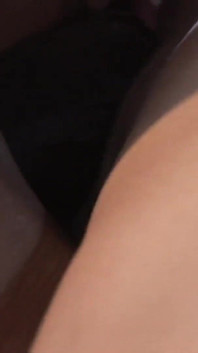 흑인 자지를 입에 넣고 보지에 사정하는 Starla Sterling