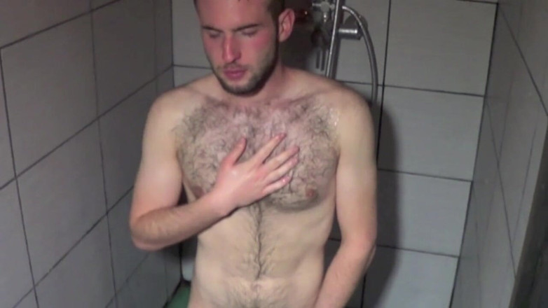 French dudes with big cocks: Frenh медведя трахнула волосатая Beatr
