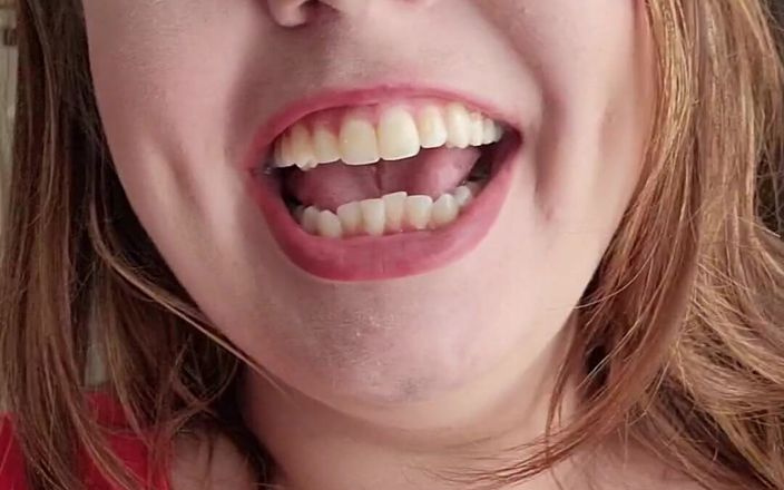 KinkyKatie: Chcę pieprzyć mojego sąsiada!!