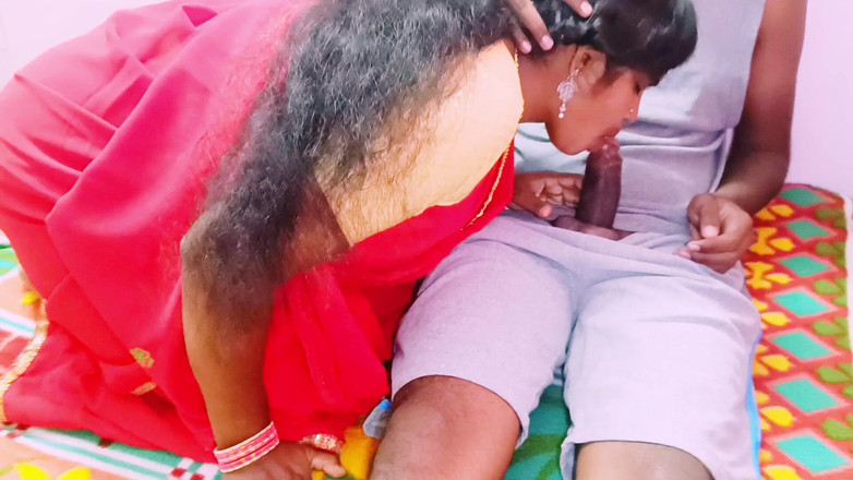 Telugu honey lips: 德西继子和继母在家里口交和啪啪啪