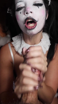Clown Town Ep.6: สาวละครสัตว์เงี่ยน Asteria Jade โดนยัดรูแน่น