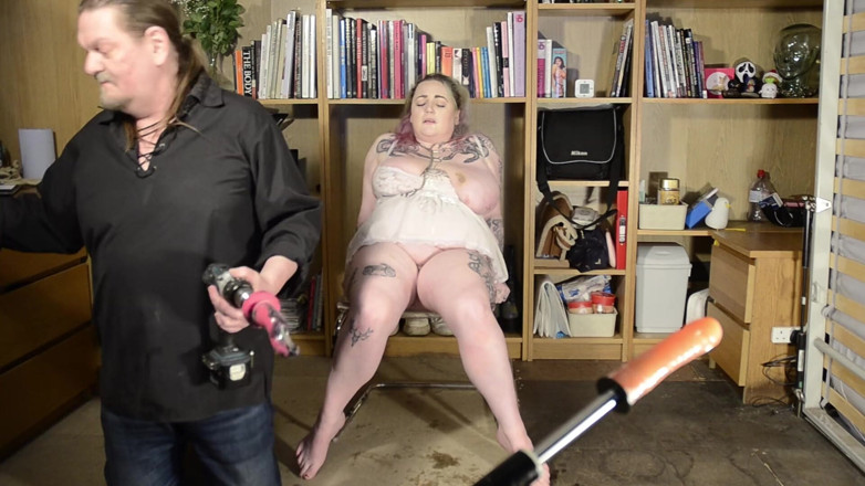 Machine sex: 기계와 함께하는 밤비