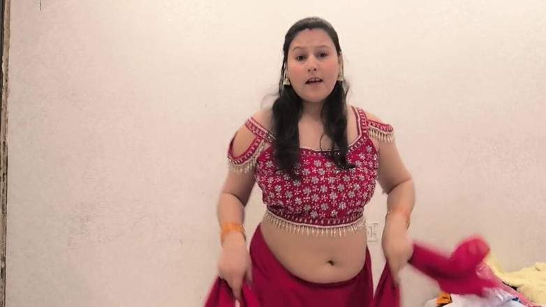 Puja555: Büyük göğüslerle oynayan amcığı parmaklıyor